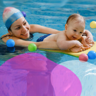 séance bébé nageur 100% femmes chez Ladyswim Paris Oberkampf séance bébé nageur 100% femmes chez Ladyswim Paris Oberkampf